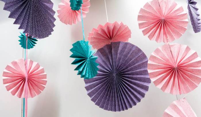 How to make paper crafts for decoration