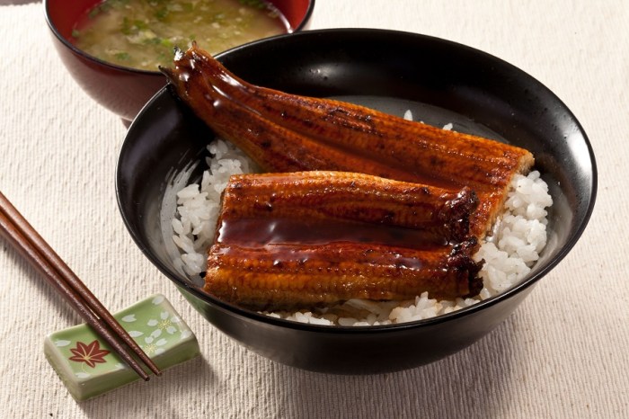 How to clean and cook eel japanese style